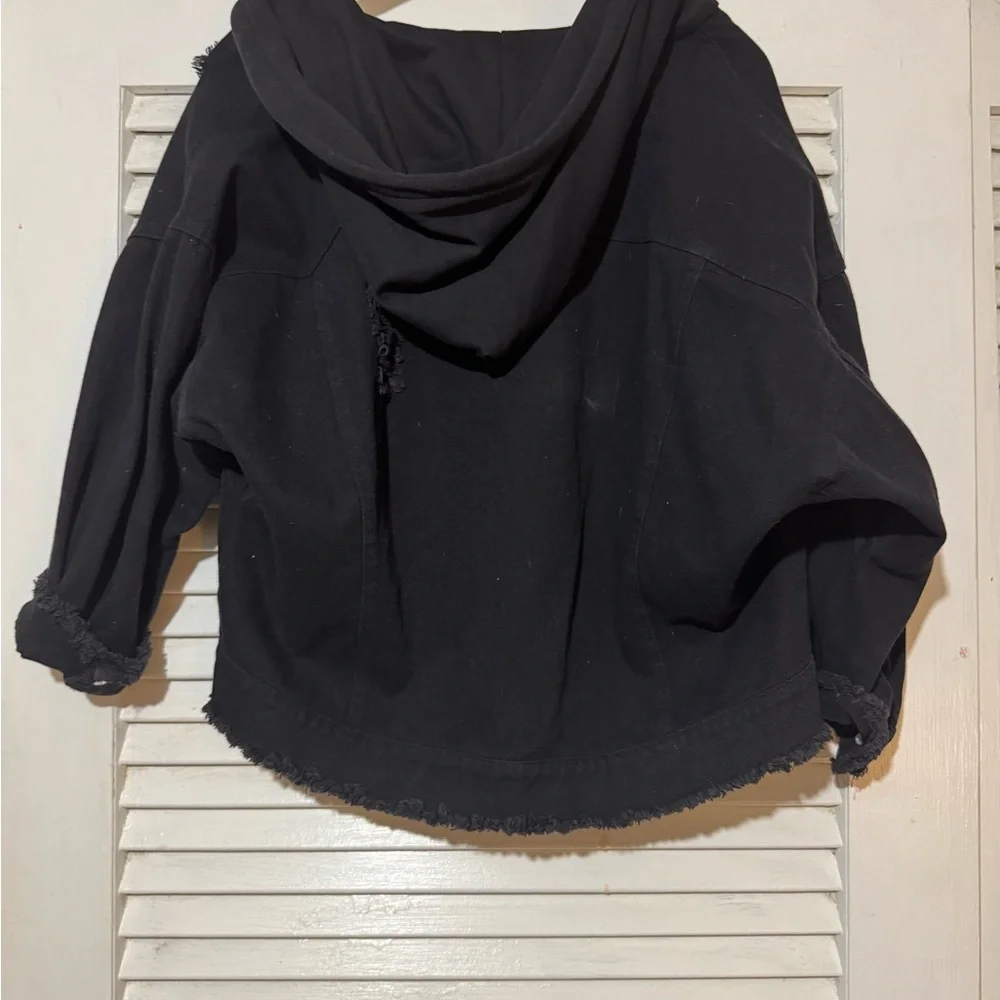 Black Distressed Denim Jacket - Picture 4 of 7